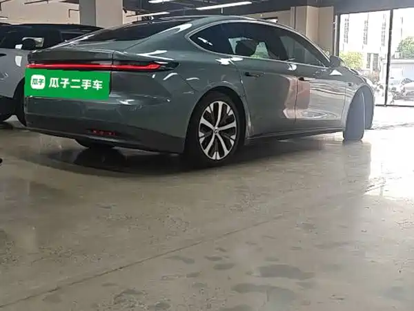 NIO ET7 2022