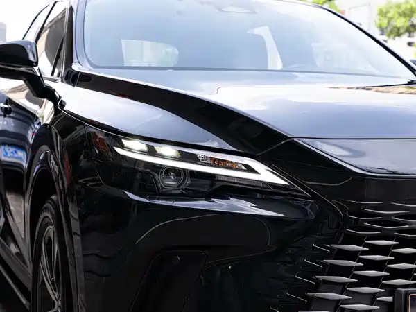 Lexus RX 2025