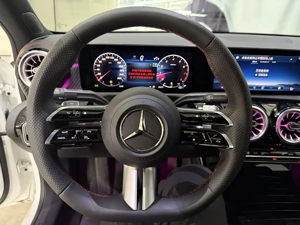 Mercedes-Benz A-Class 2023 — фото 8