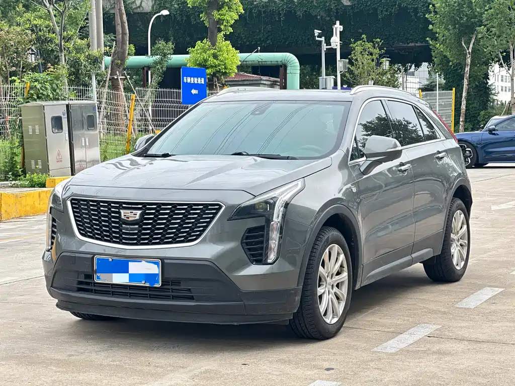 Cadillac XT4 2019 — фото 1