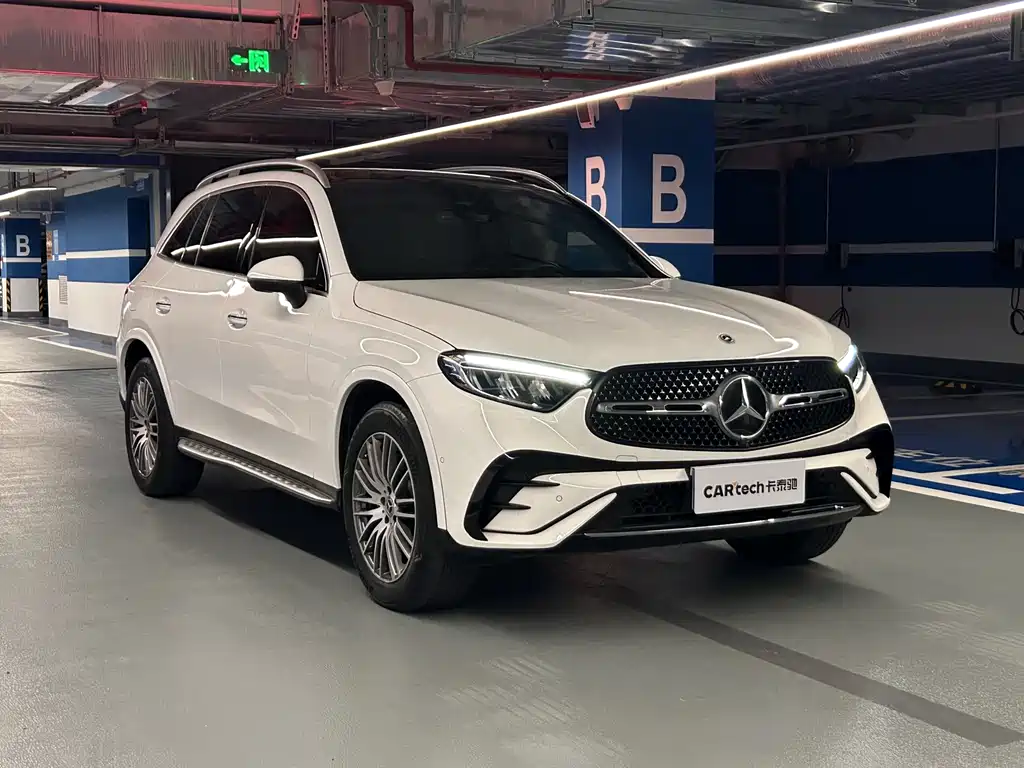 Mercedes-Benz GLC 2023