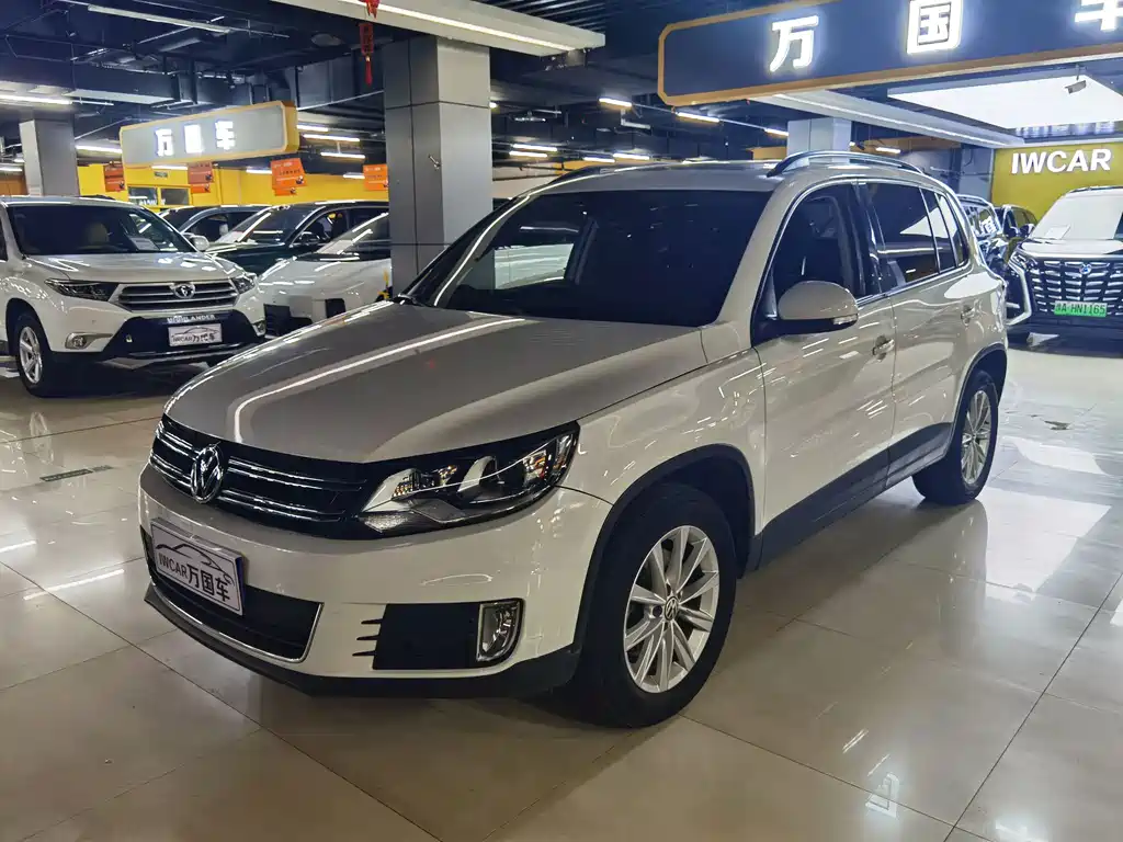 Volkswagen Tiguan 2017 — фото 1
