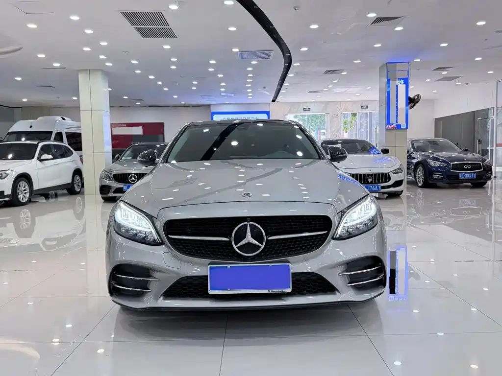 Mercedes-Benz C-Class 2022