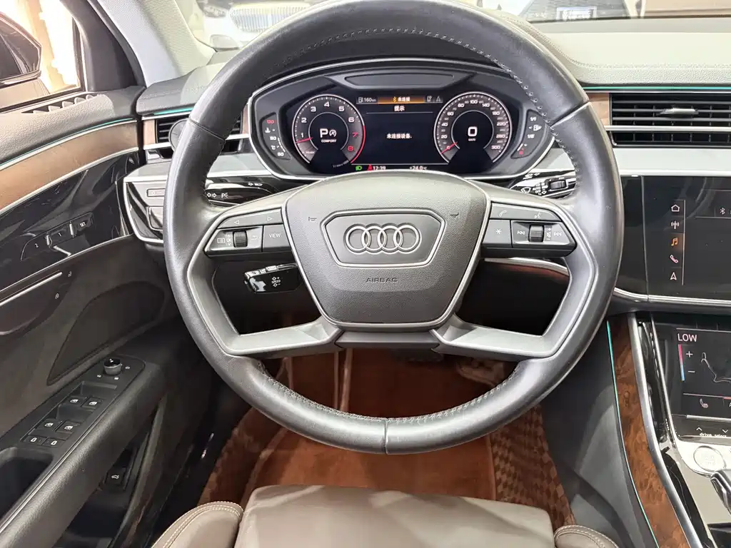 Audi A8 2019 — фото 15