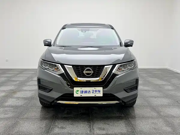 Nissan X-Trail 2025