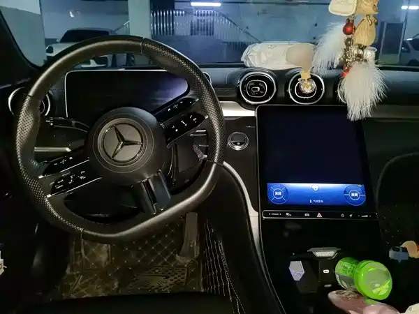Mercedes-Benz C-Class 2023