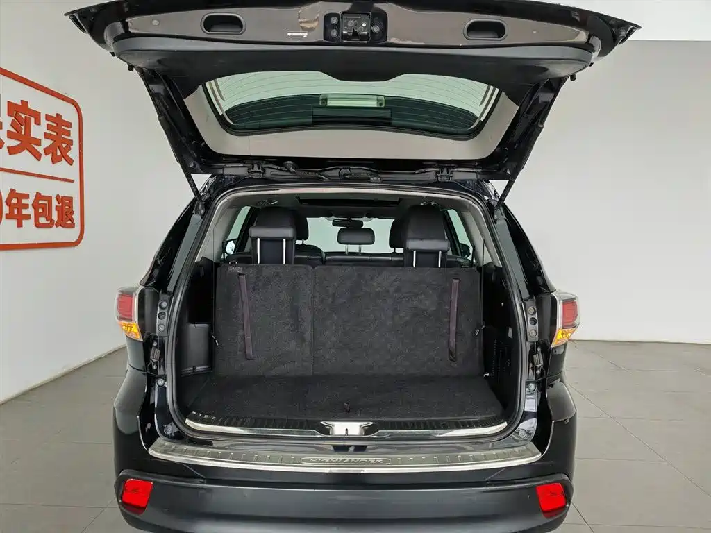 Toyota Highlander 2015 — фото 16