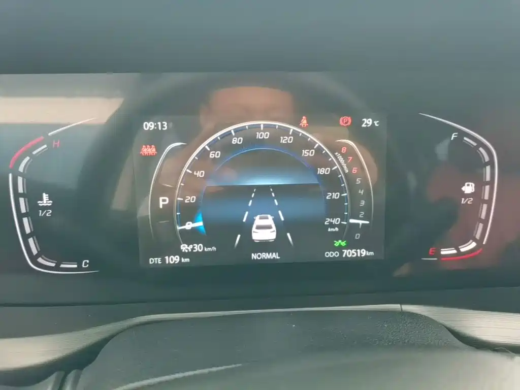 Changan CS75PLUS 2019 — фото 12