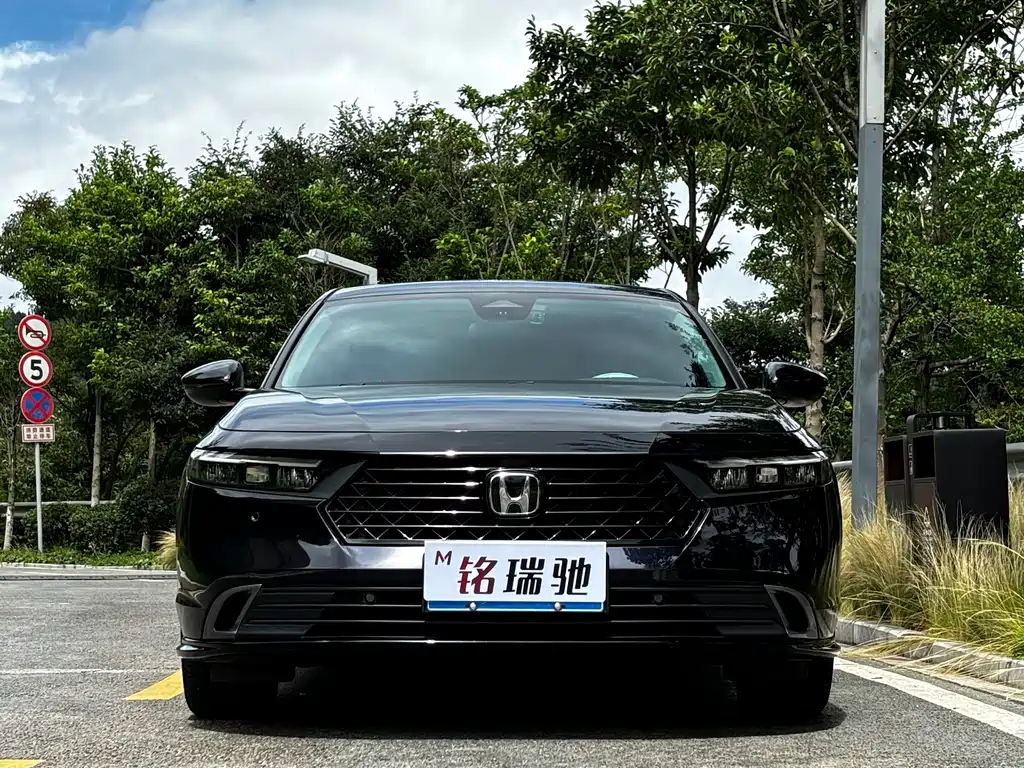 Honda Accord 2024 — фото 2