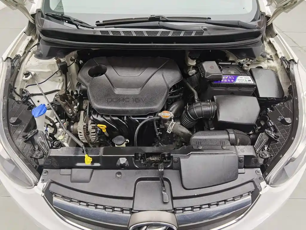 Hyundai Elantra 2015