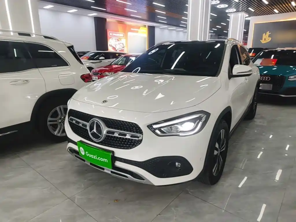 Mercedes-Benz GLA 2021
