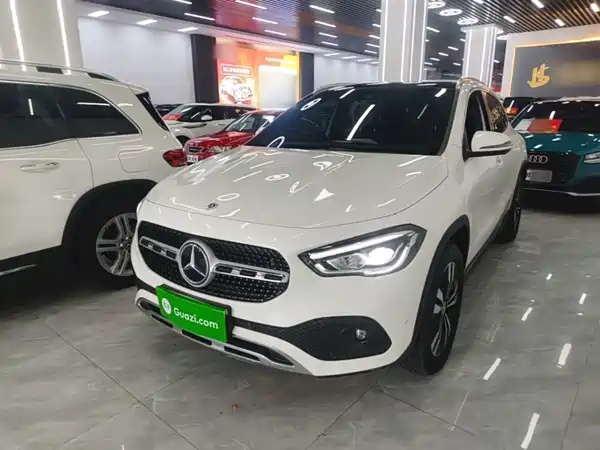 Mercedes-Benz GLA 2021