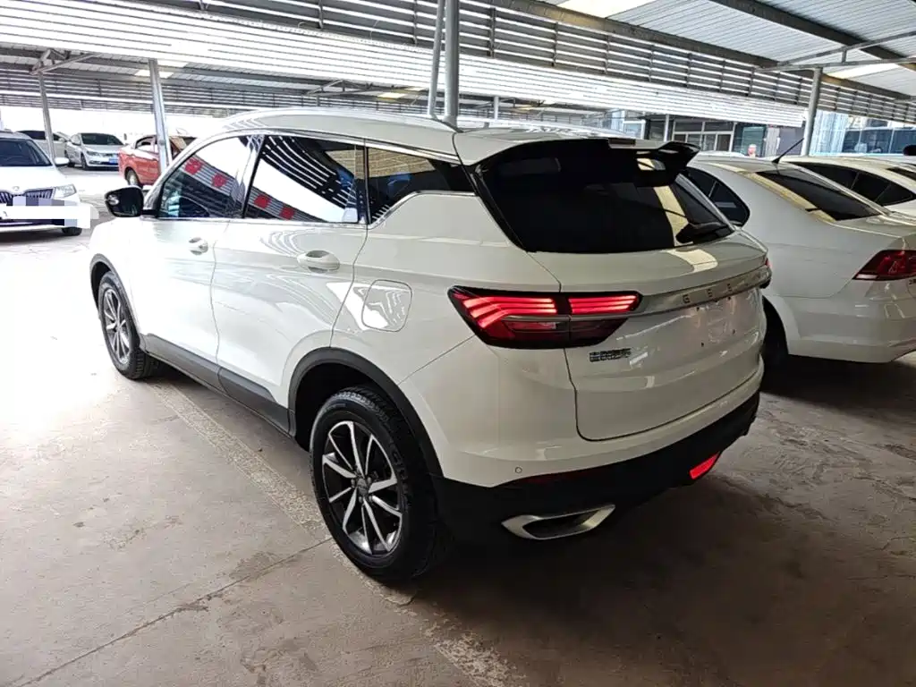 Geely Binyue 2021