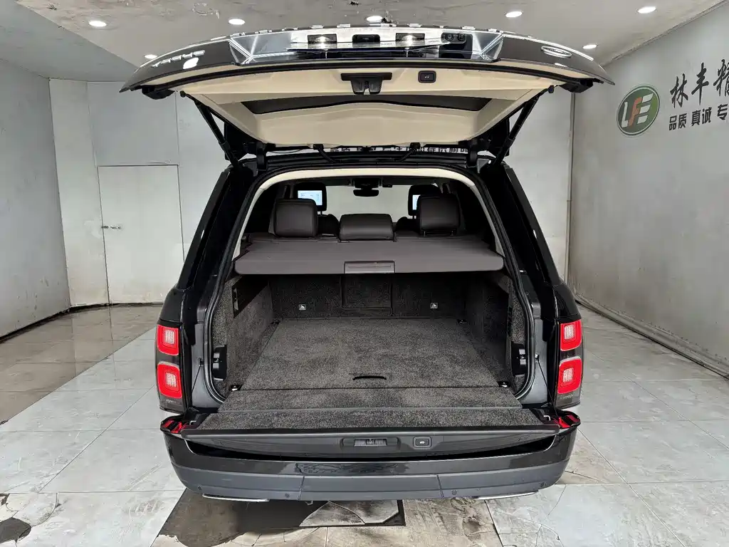 Land Rover Range Rover 2019 — фото 27