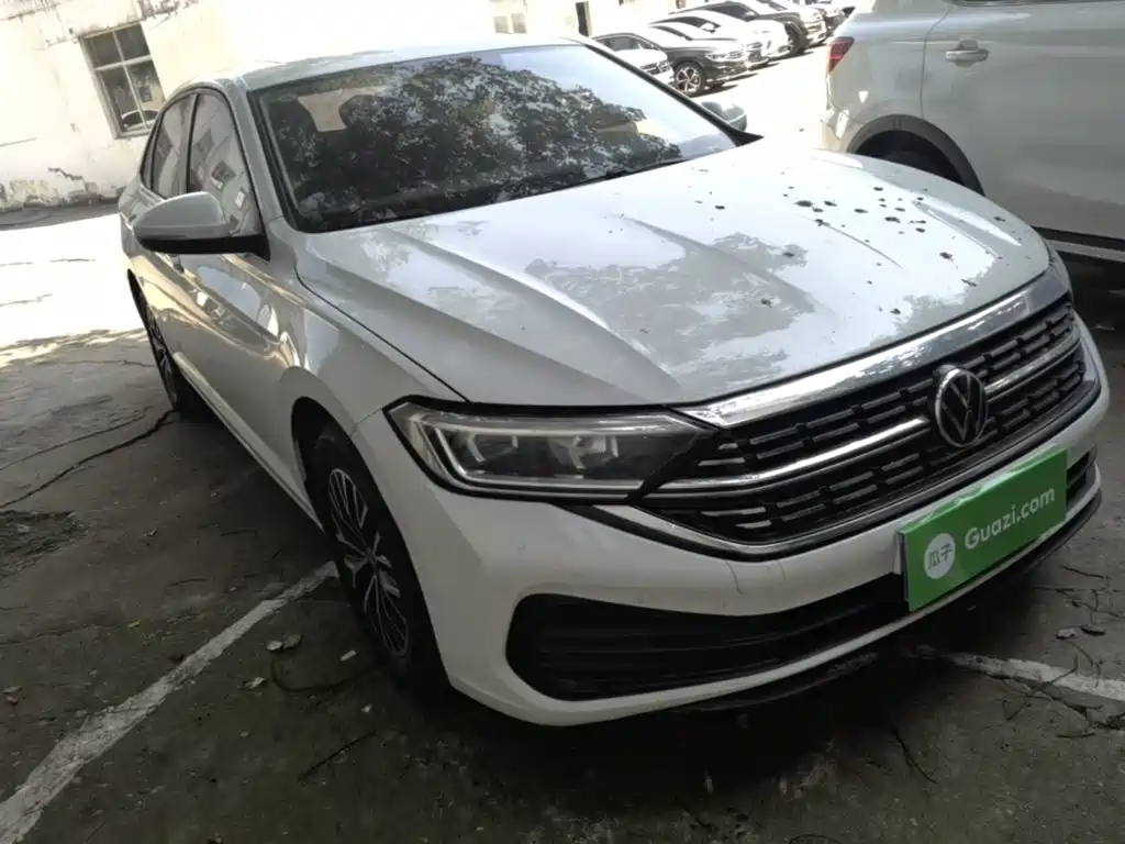 Volkswagen Sagitar 2025
