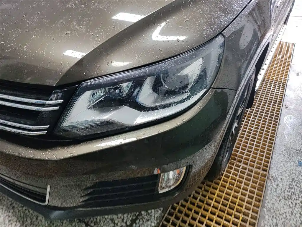 Volkswagen Tiguan 2016 — фото 18
