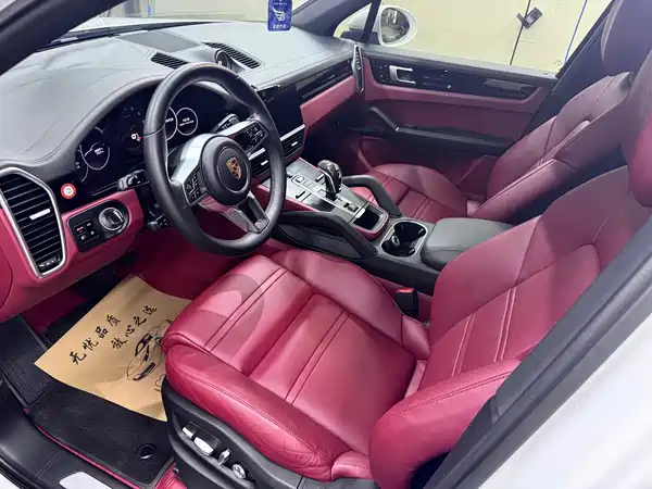 Porsche Cayenne 2020