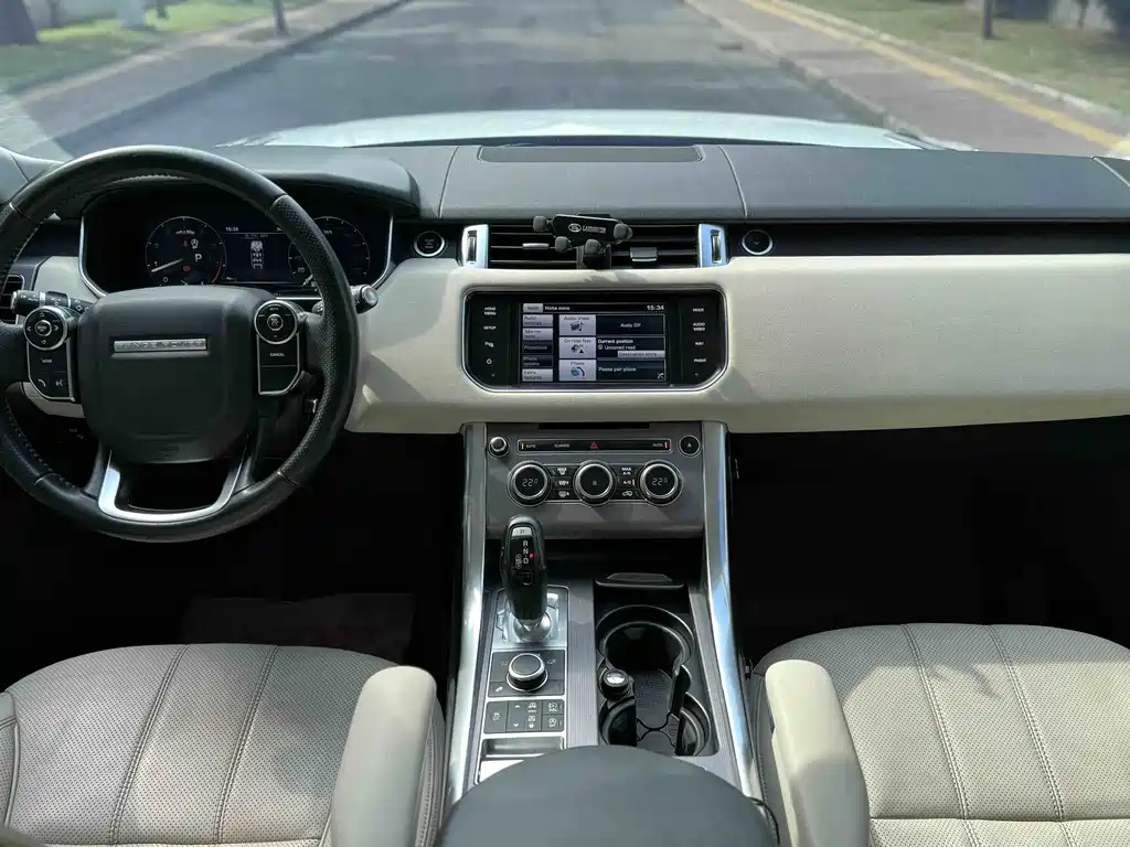 Land Rover Sport 2015 — фото 16