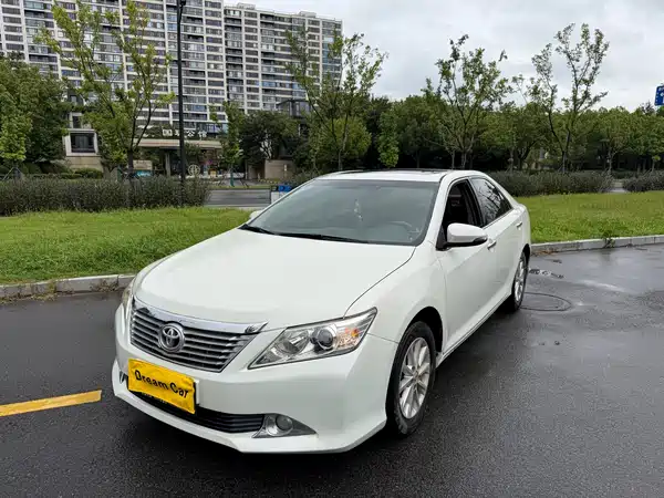 Toyota Camry 2014