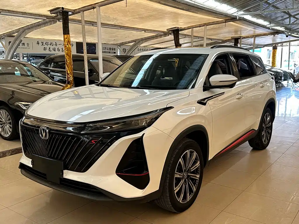 Changan CS75PLUS 2022 — фото 1