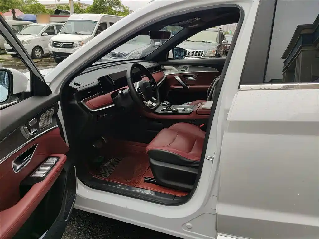 Jetour X70 PLUS 2022 — фото 15