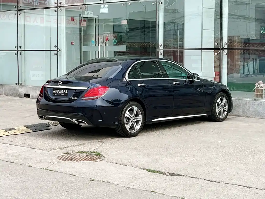 Mercedes-Benz C-Class 2019