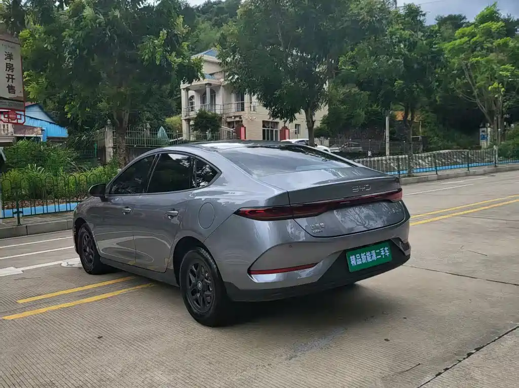 BYD Qin PLUS 2025 — фото 11