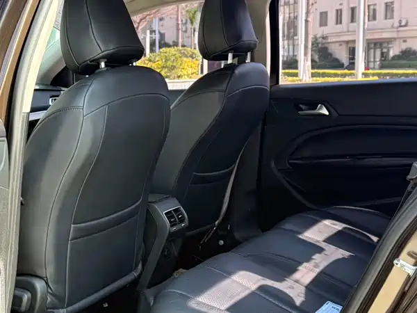 Peugeot 408 2017