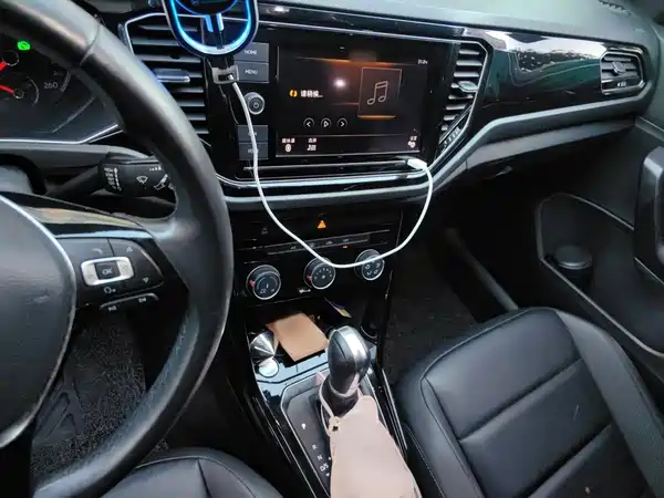 Volkswagen T-Roc 2019