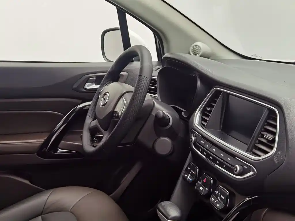GAC Trumpchi GS4 2017 — фото 22