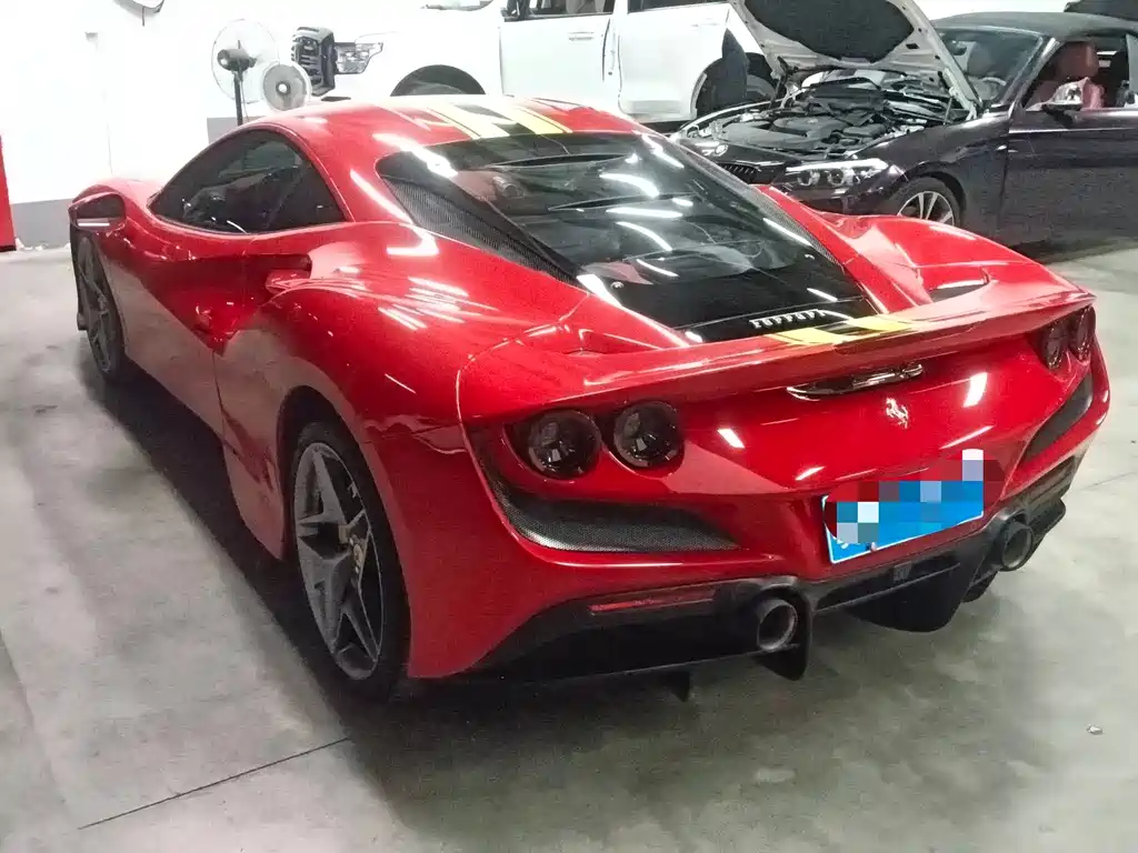 Ferrari F8 2022 — фото 6