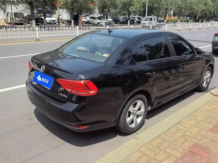 Volkswagen Lavida 2016