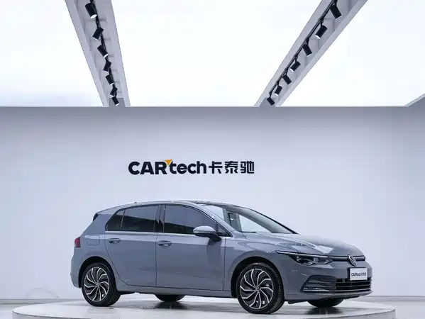 Volkswagen Golf 2022
