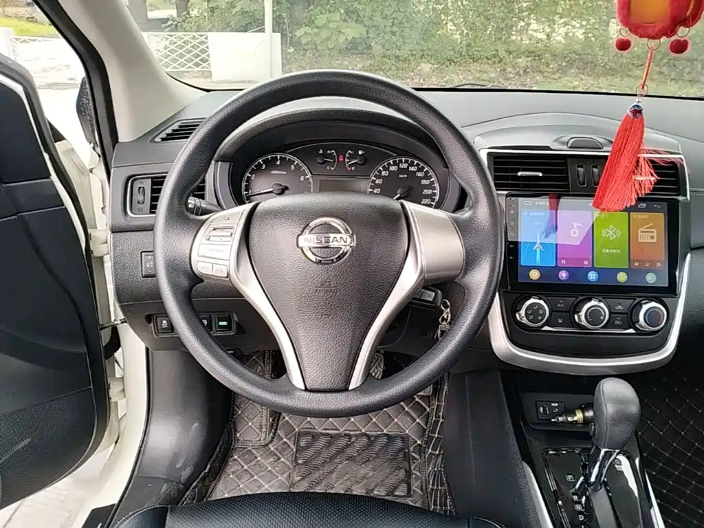 Nissan Tiida 2021 — фото 11