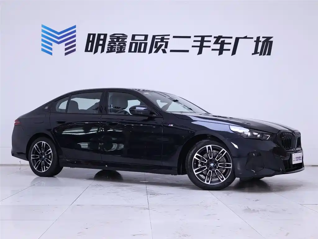 BMW 5 Series 2026