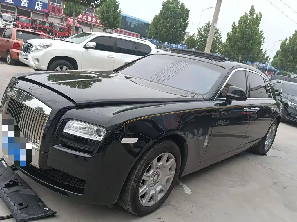 Rolls-Royce Ghost 2012
