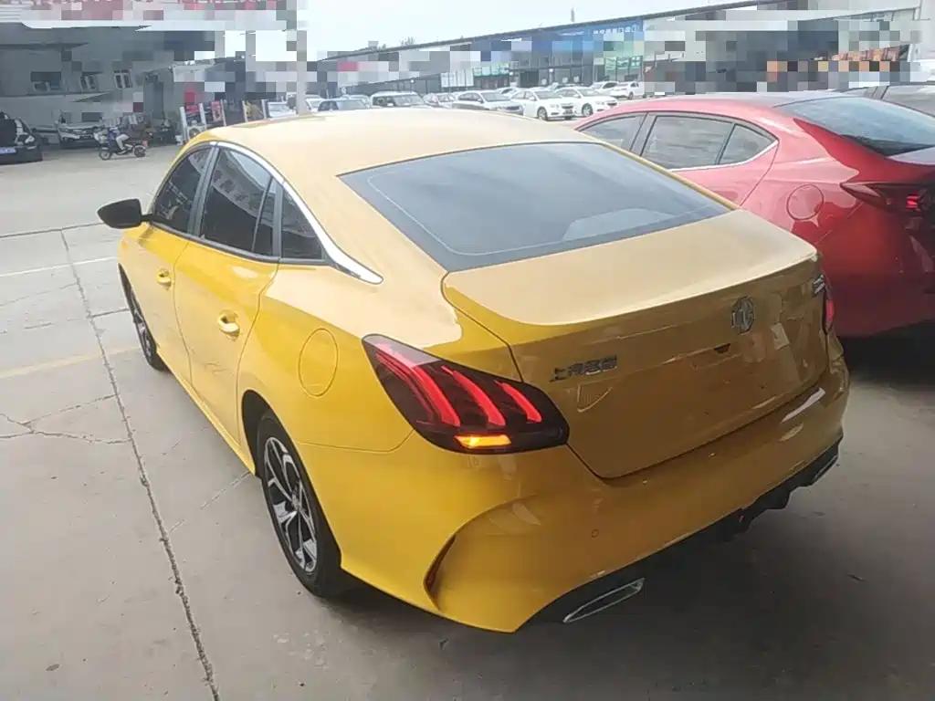 MG MG5 2022