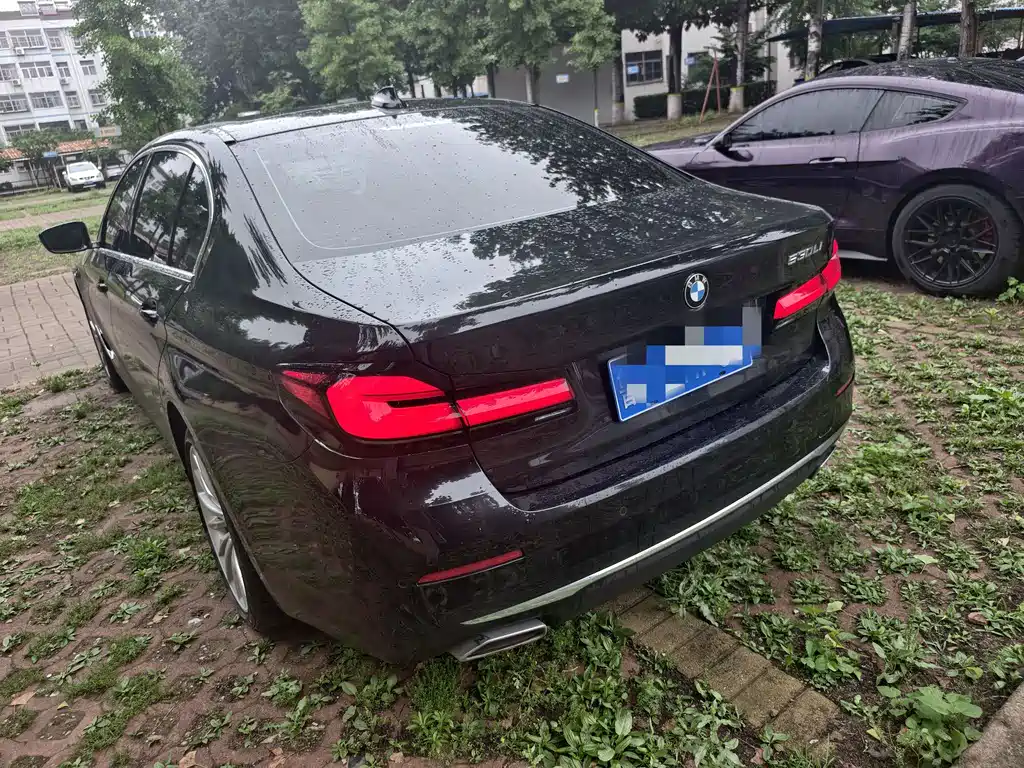 BMW 5 Series 2023