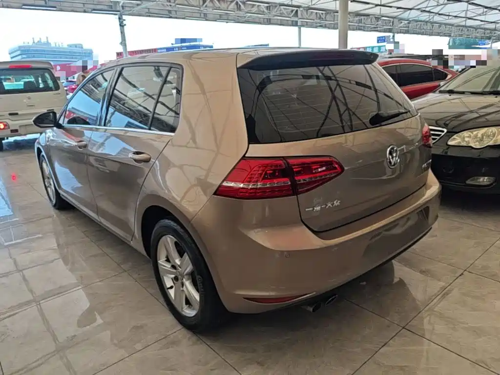 Volkswagen Golf 2016