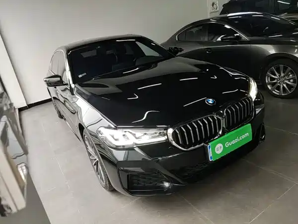 BMW 5 Series 2023