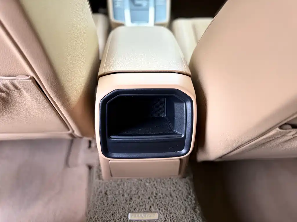 Porsche Macan 2015 — фото 20