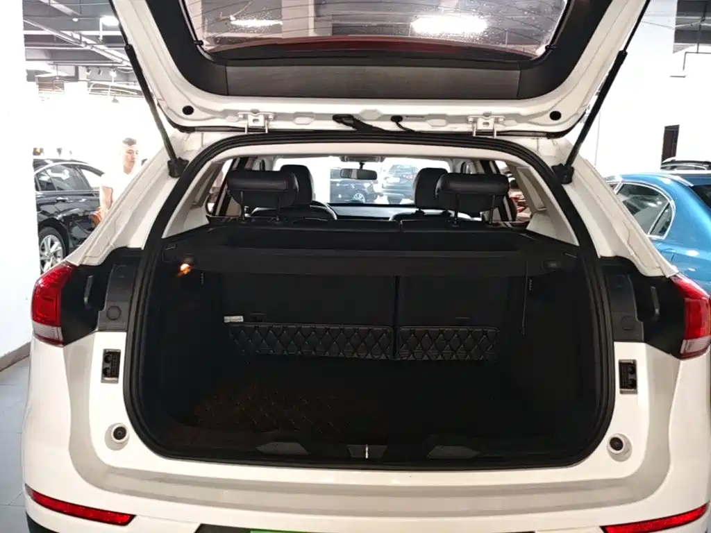 Haval H2s 2018 — фото 19