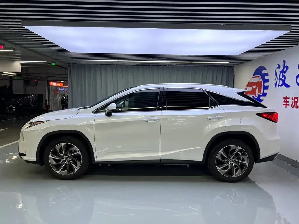 Lexus RX 2019 — фото 4