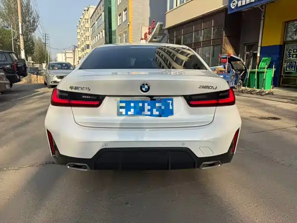 BMW 3 Series 2023