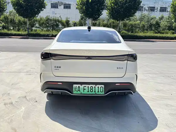 BYD Seal 06 2025