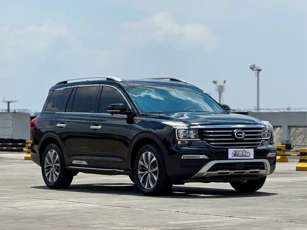 GAC Trumpchi GS8 2017