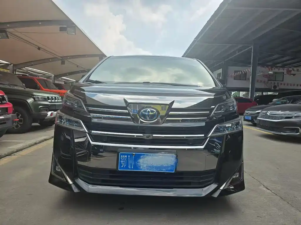 Toyota Vellfire 2021 — фото 2