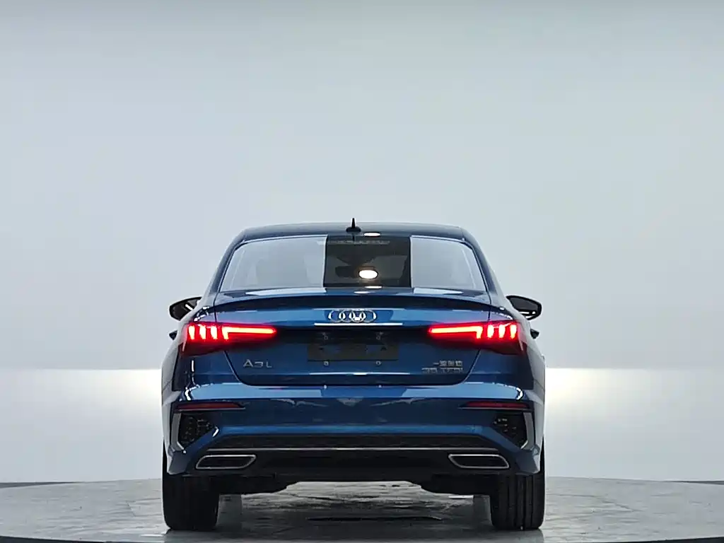 Audi A3 2022 — фото 7