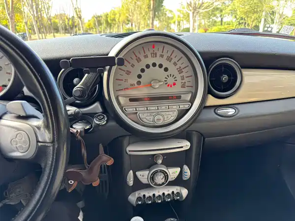 MINI Clubman 2007