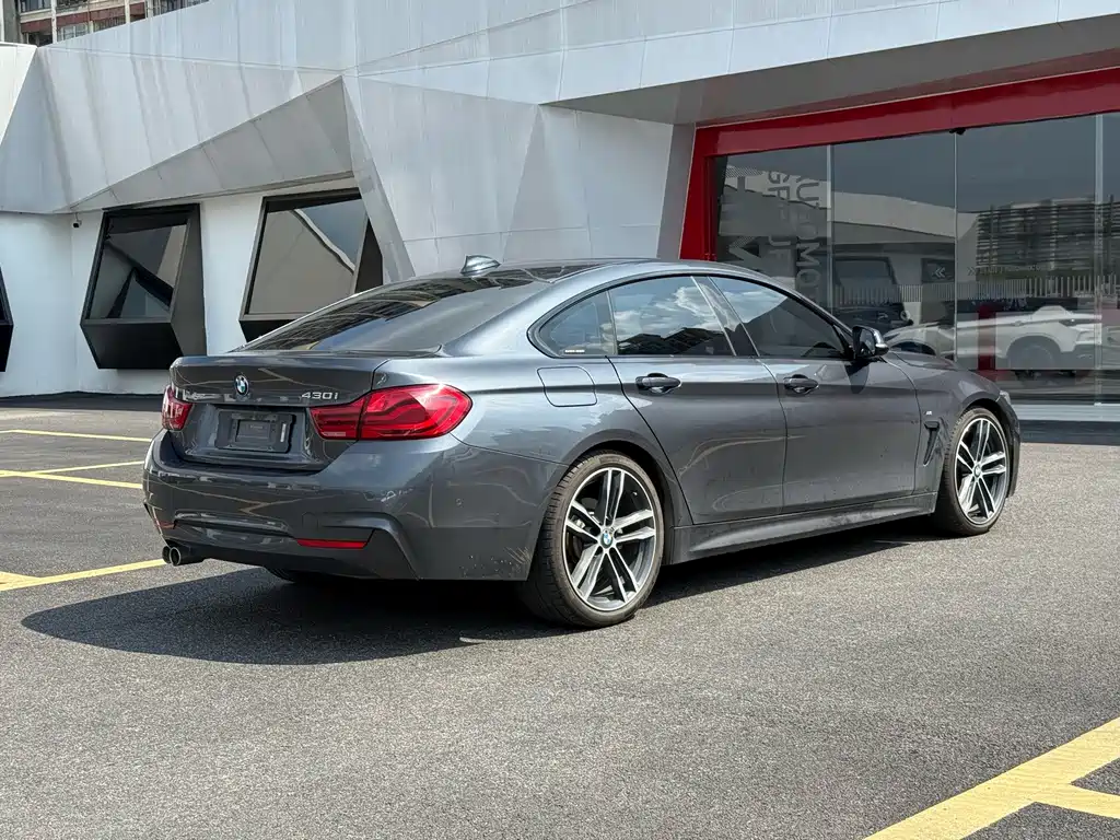 BMW 4 Series 2018 — фото 28